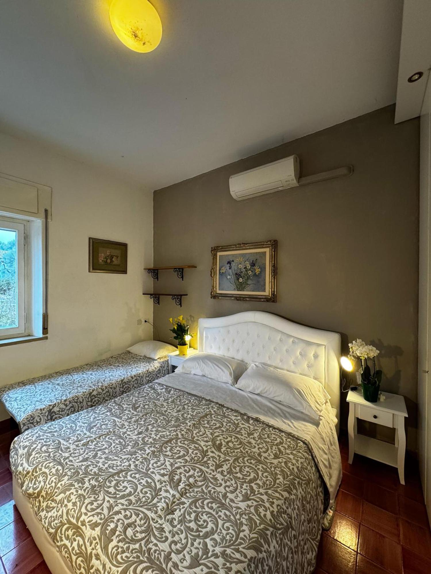 Wonderful Lake View Apartments With Pool With Breakfast Gardasee Торри-дель-Бенако Экстерьер фото