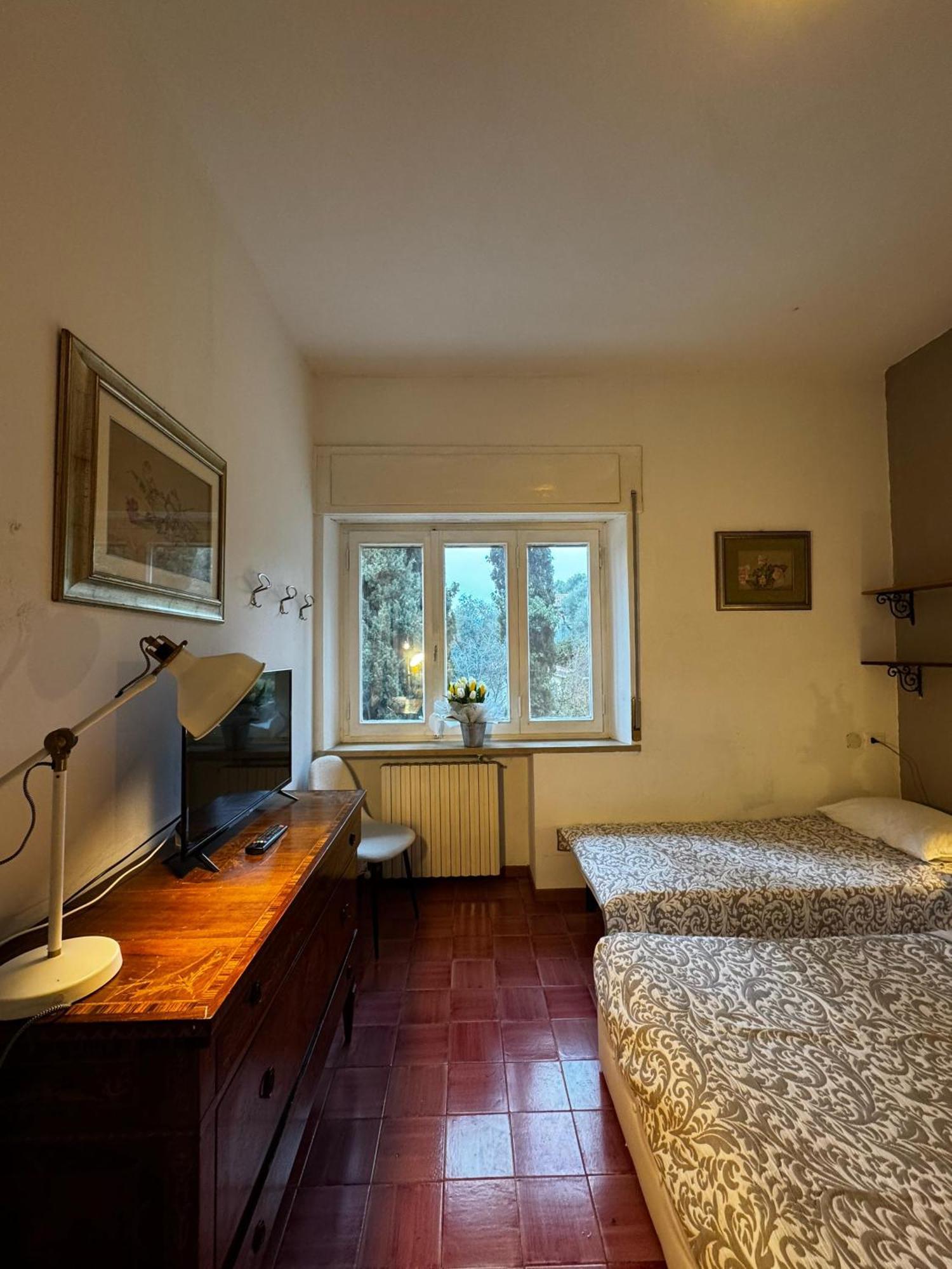Wonderful Lake View Apartments With Pool With Breakfast Gardasee Торри-дель-Бенако Экстерьер фото