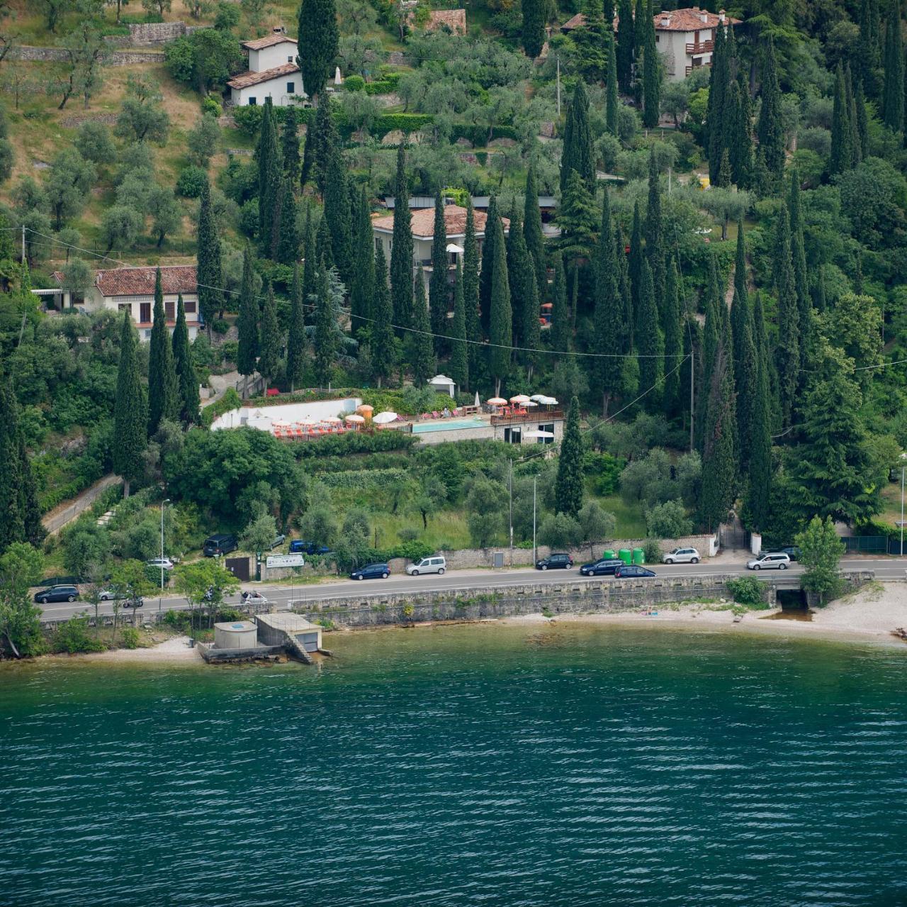 Wonderful Lake View Apartments With Pool With Breakfast Gardasee Торри-дель-Бенако Экстерьер фото